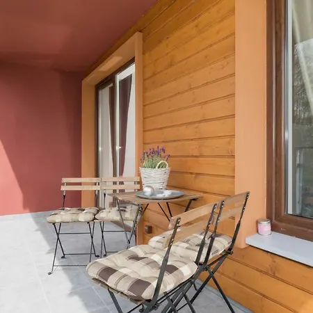 Grace Ii Apartment *